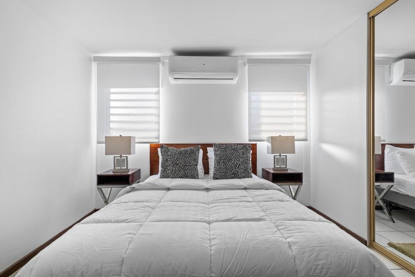 Apartmán Hidden Gem In Miramar- Power Generator- Parking San Juan Exteriér fotografie